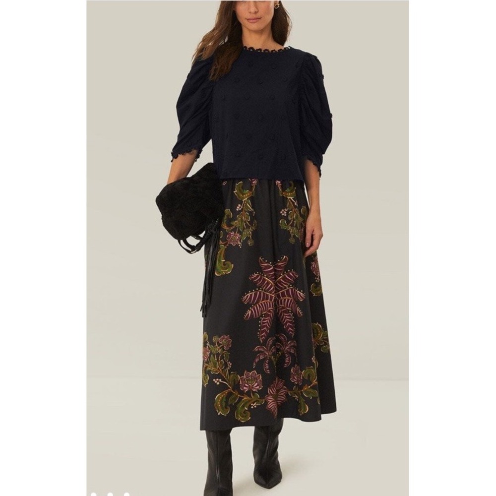 Farm Rio 3d Flowers Blouse Womens Sz Medium Black NEW $199